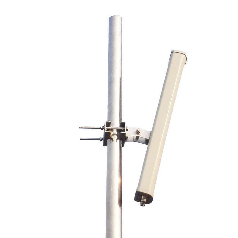15dBi  Single polarized directional antenna